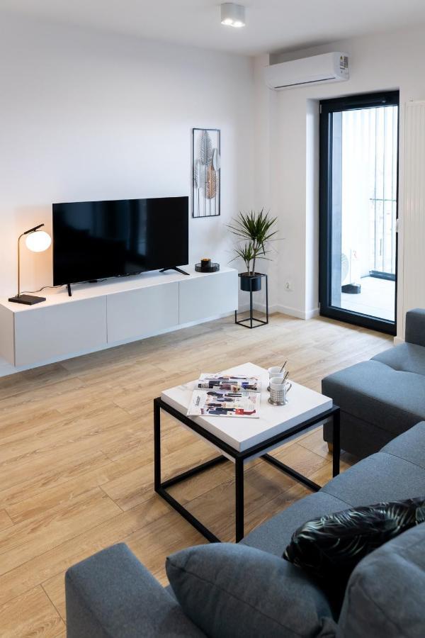 Downtown Apartments ,Next To Spodek-Free Parking Katowice Luaran gambar